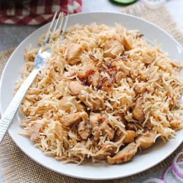 chicken pulao in a plate