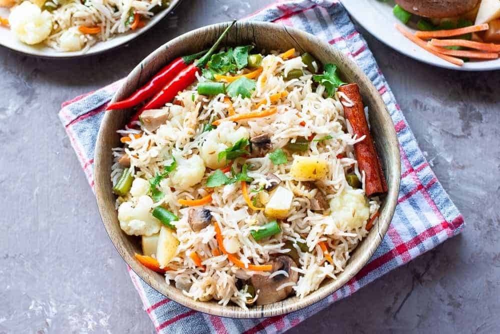 veg pulao in a bowl