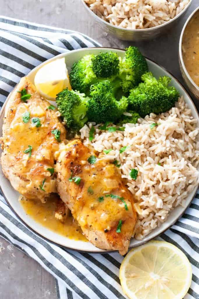 lemon chicken, broccoli and brown rice on plate