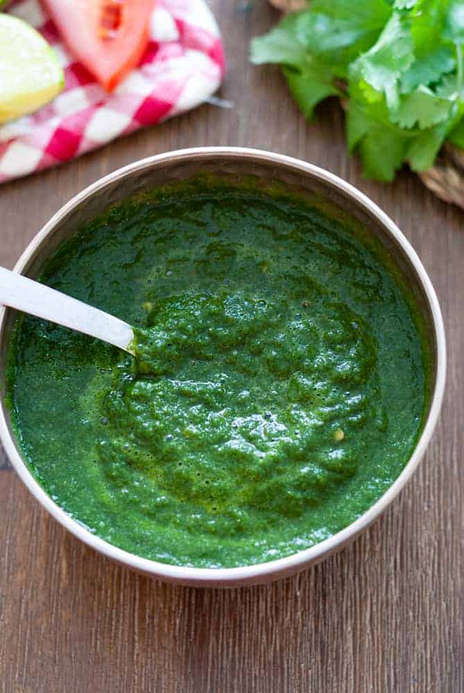 coriander chutney in bowl