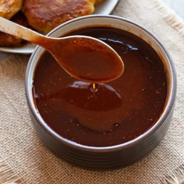 tamarind chutney in bowl