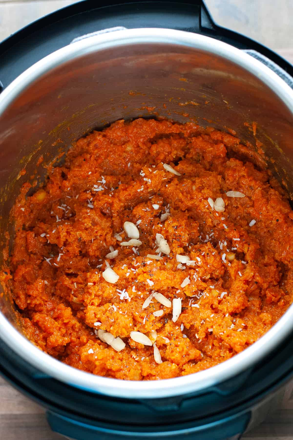 carrot halwa in the instant pot